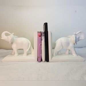 Torre & Tagus white elephant bookends